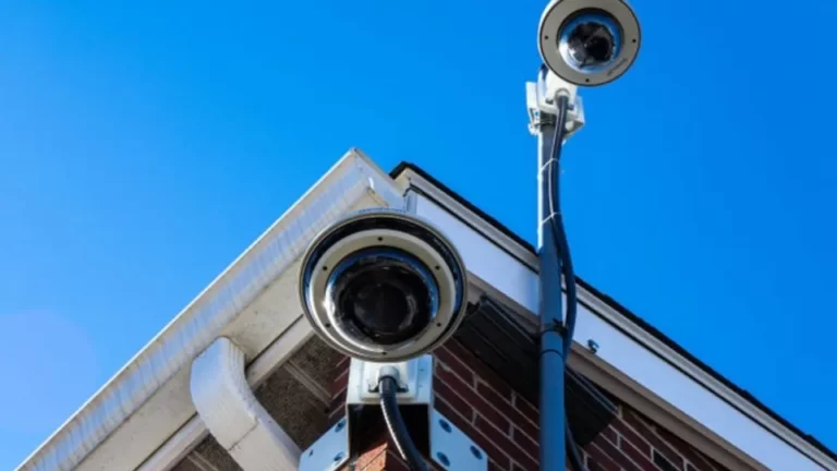 Cameras Facial Recognition Watch over Public Housing